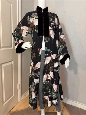 NWT ZARA Sz S Crane Print Long Kimono Robe Duster Black Velvet trim Red piping